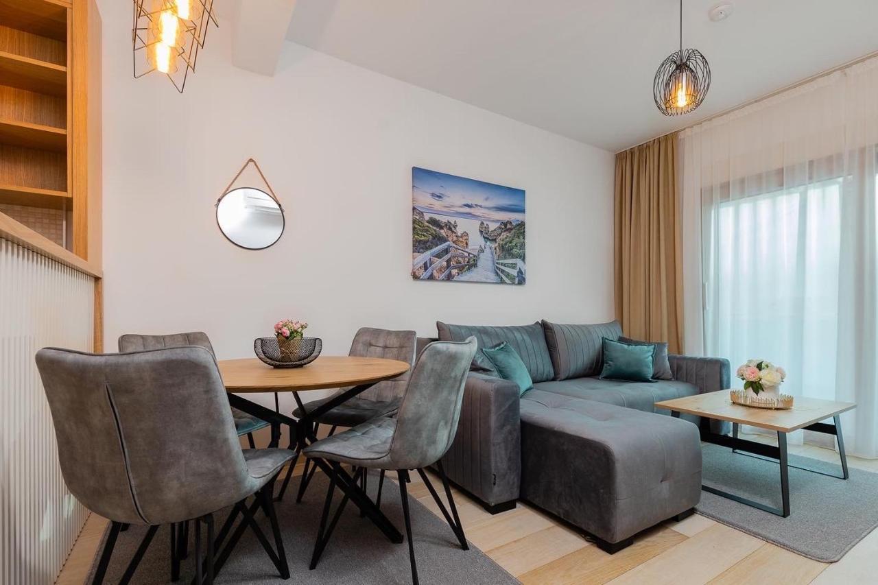 Vujanovic Apartments Свети-Стефан Экстерьер фото