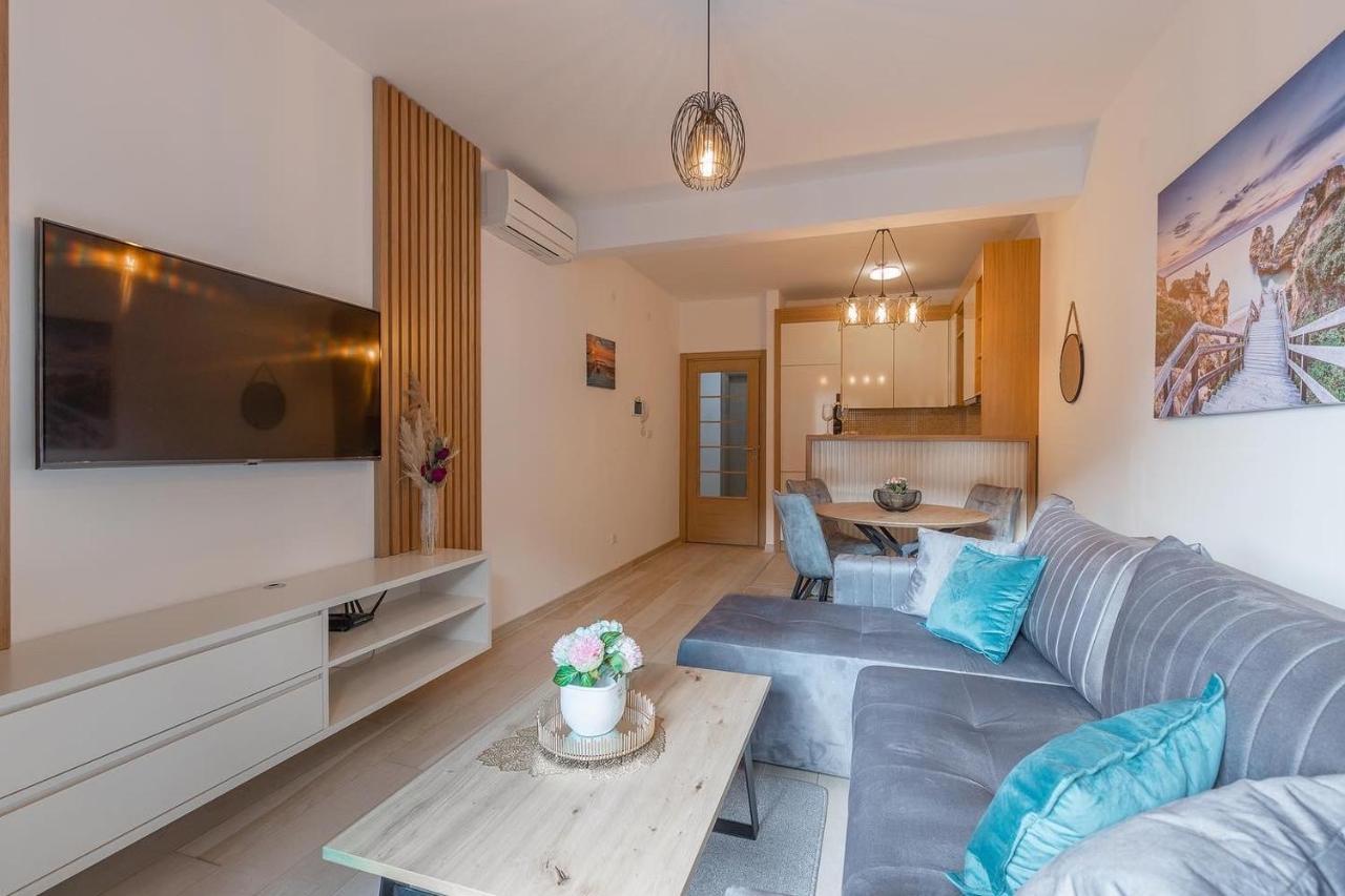 Vujanovic Apartments Свети-Стефан Экстерьер фото