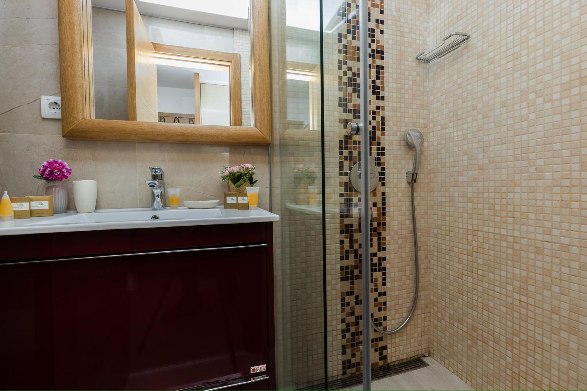 Vujanovic Apartments Свети-Стефан Экстерьер фото